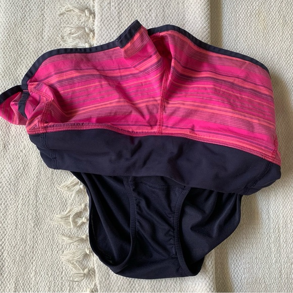 Lululemon Short - Picture 4 of 7